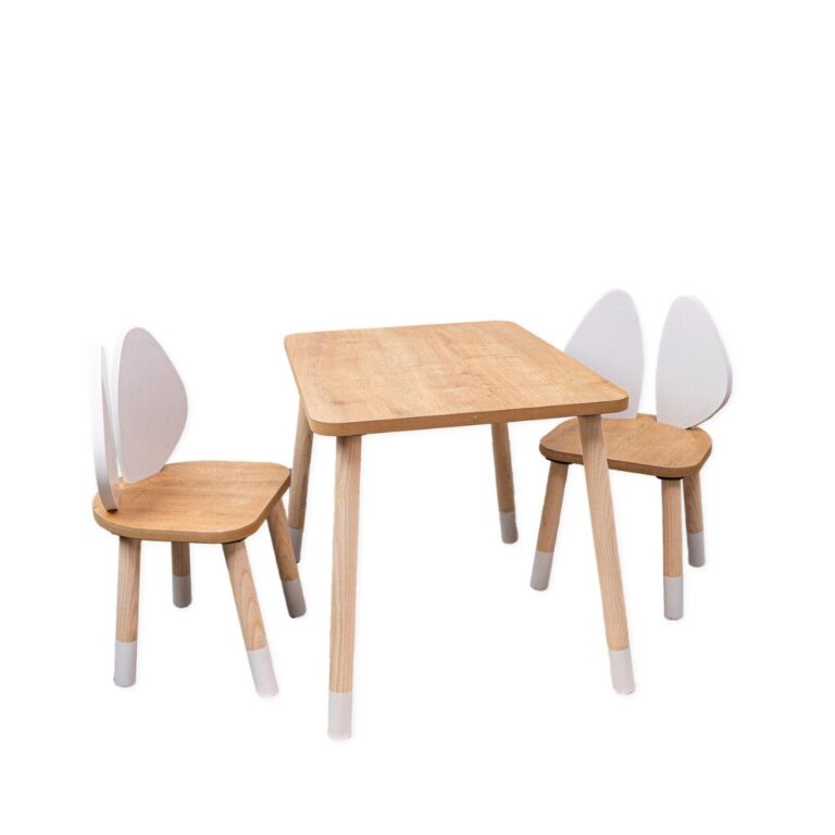 Tafelset met 2 stoeltjes en hazenoren van natuurhout | Design Bunny - productafbeelding | Cozy Collections