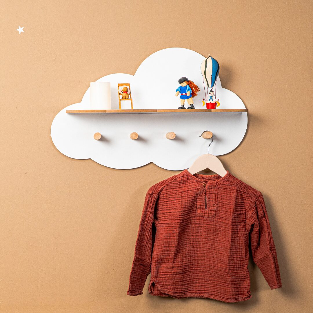 Wolkenwandrek met 4 houten haakjes en 2 planken - galeriefoto 1 | Cozy Collections