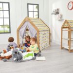 Houten kinderspeelhuis met stoffen tent | Montessori hut in geel en grijs - productafbeelding | Cozy Collections