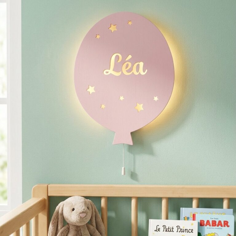 Gepersonaliseerde ballon wandnachtlamp met naam | Houten LED nachtlamp