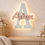 Gepersonaliseerd initiaal-nachtlampje met naam LED hout | Houten LED nachtlamp