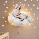 Wandnachtlamp konijntje op wolk | Houten LED nachtlamp