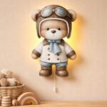 LED-wandnachtlamp vliegeniersbeer | Houten LED nachtlamp