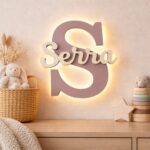 Gepersonaliseerd initiaal-nachtlampje met naam LED hout | Houten LED nachtlamp