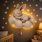 Wandnachtlamp konijntje op wolk | Houten LED nachtlamp