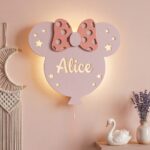 Gepersonaliseerde strik wandnachtlamp met naam LED hout | Houten LED nachtlamp