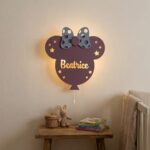 Gepersonaliseerde strik wandnachtlamp met naam LED hout | Houten LED nachtlamp