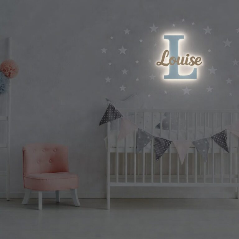 Gepersonaliseerd initiaal-nachtlampje met naam LED hout | Houten LED nachtlamp