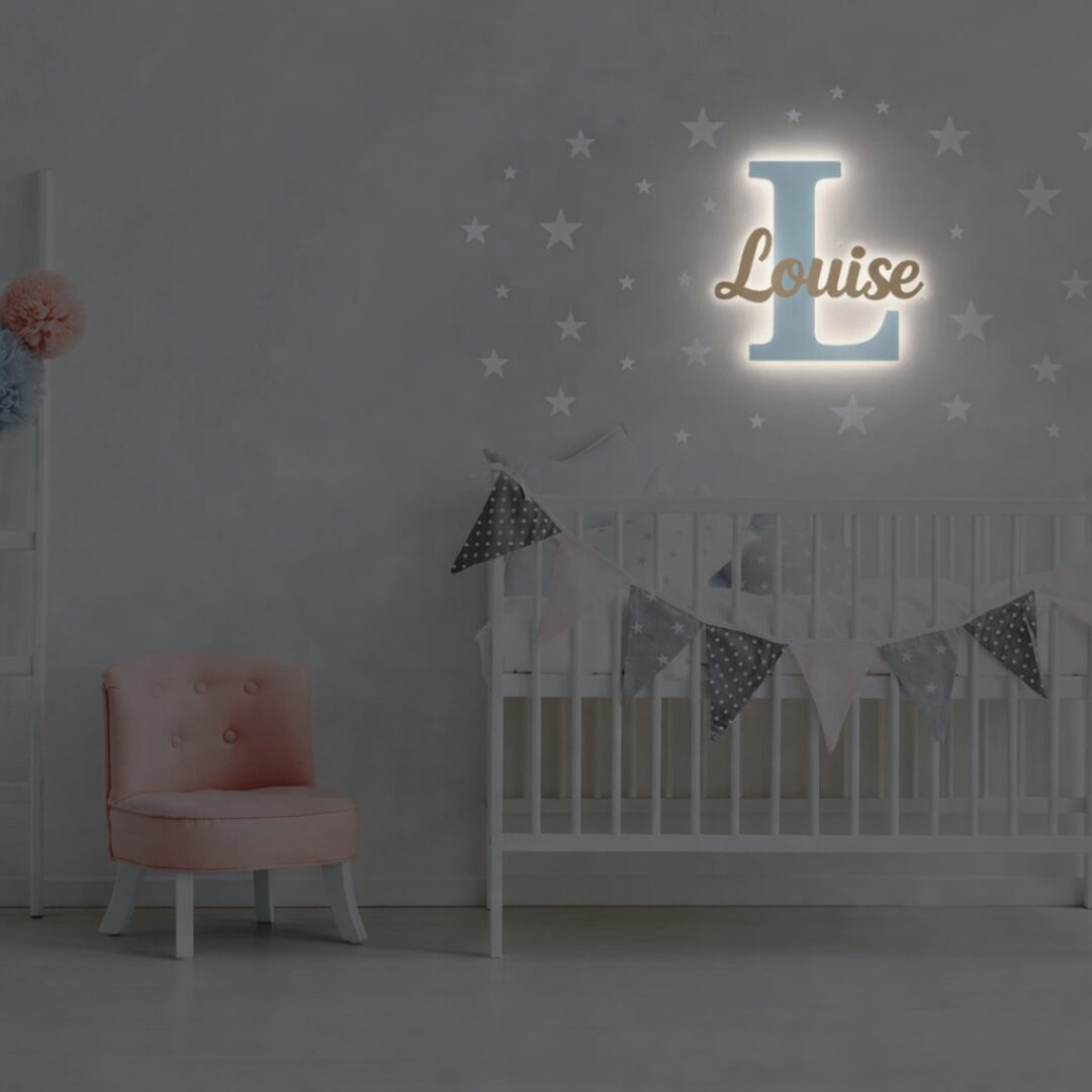 Gepersonaliseerd initiaal-nachtlampje met naam LED hout | Houten LED nachtlamp