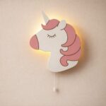 Eenhoorn LED-wandnachtlamp van hout | Houten LED nachtlamp