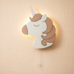 Eenhoorn LED-wandnachtlamp van hout | Houten LED nachtlamp