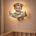 Wandnachtlamp witte beer met vliegtuig aquarel | Houten LED nachtlamp